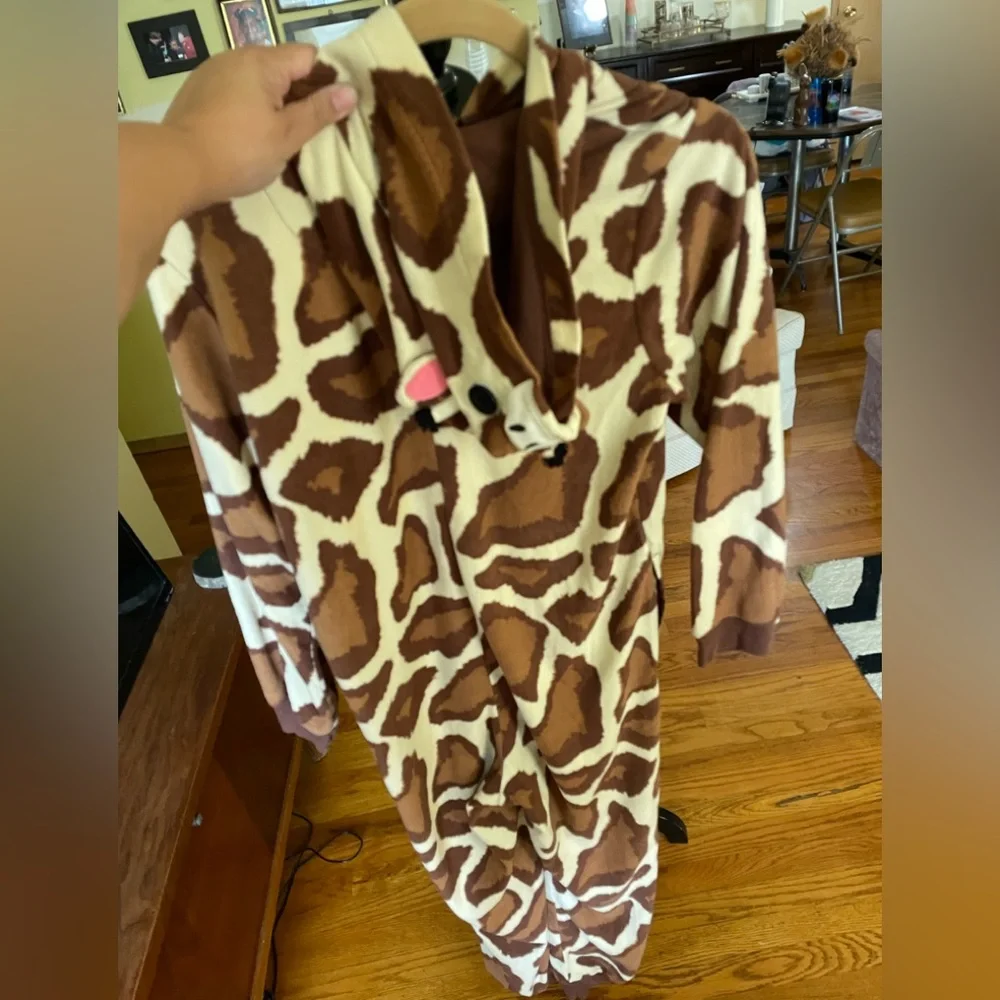 Nick & Nora Giraffe Onesie Sleepwear - Picture 3 of 5